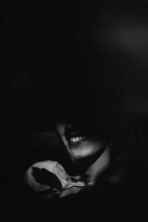 Black and white portrait with deep shadows — photo by G&ouml;rkem Dalgı&ccedil; on Pexels