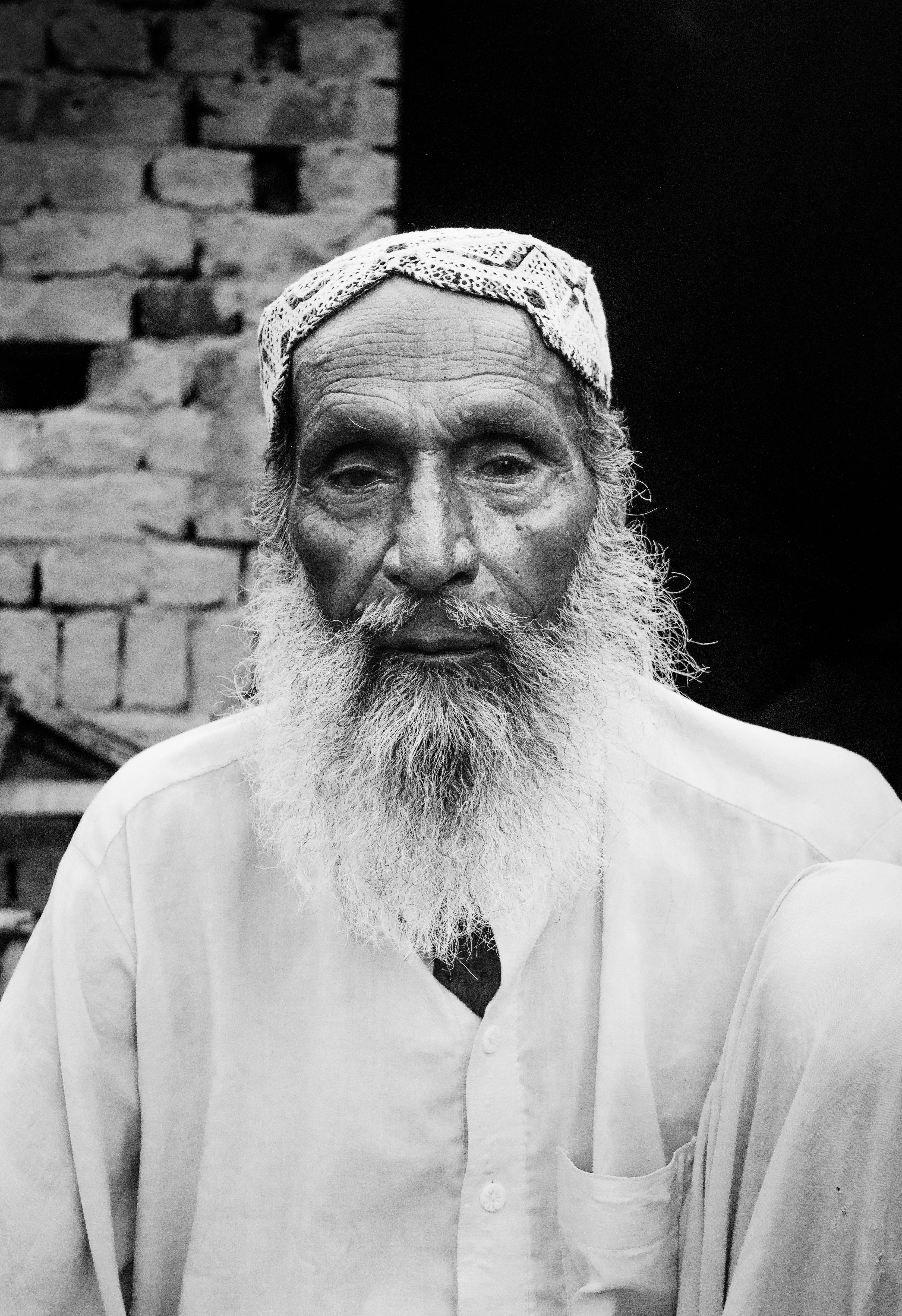 Elderly Man Wearing Turban in Black and White · Free Stock Photo