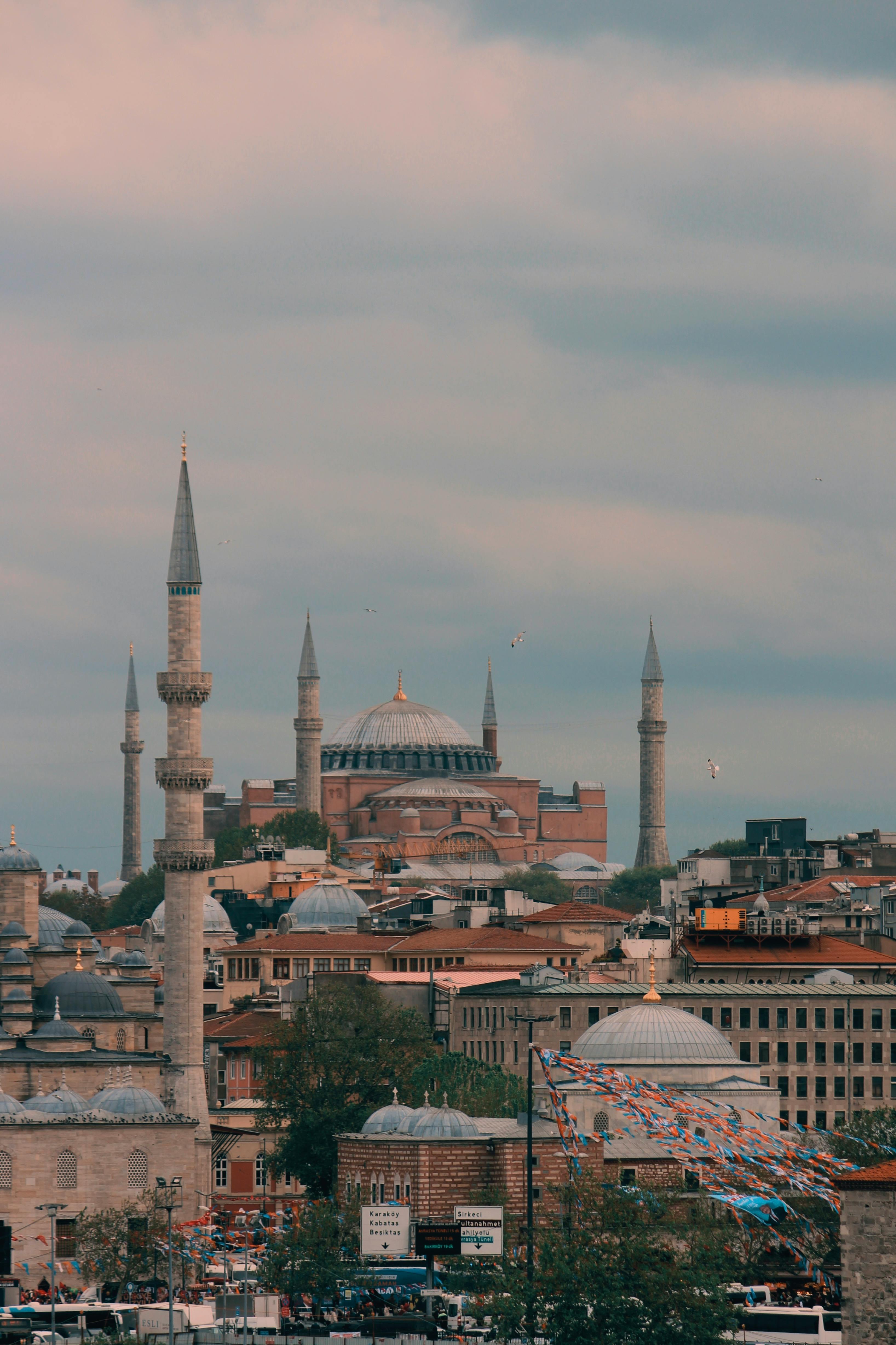 Istanbul with its magnificent architecture hagia sophia mosque and  magnificent view HD wallpaper download