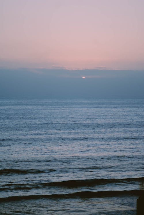 akşam karanlığı, deniz, deniz manzarası içeren Ücretsiz stok fotoğraf