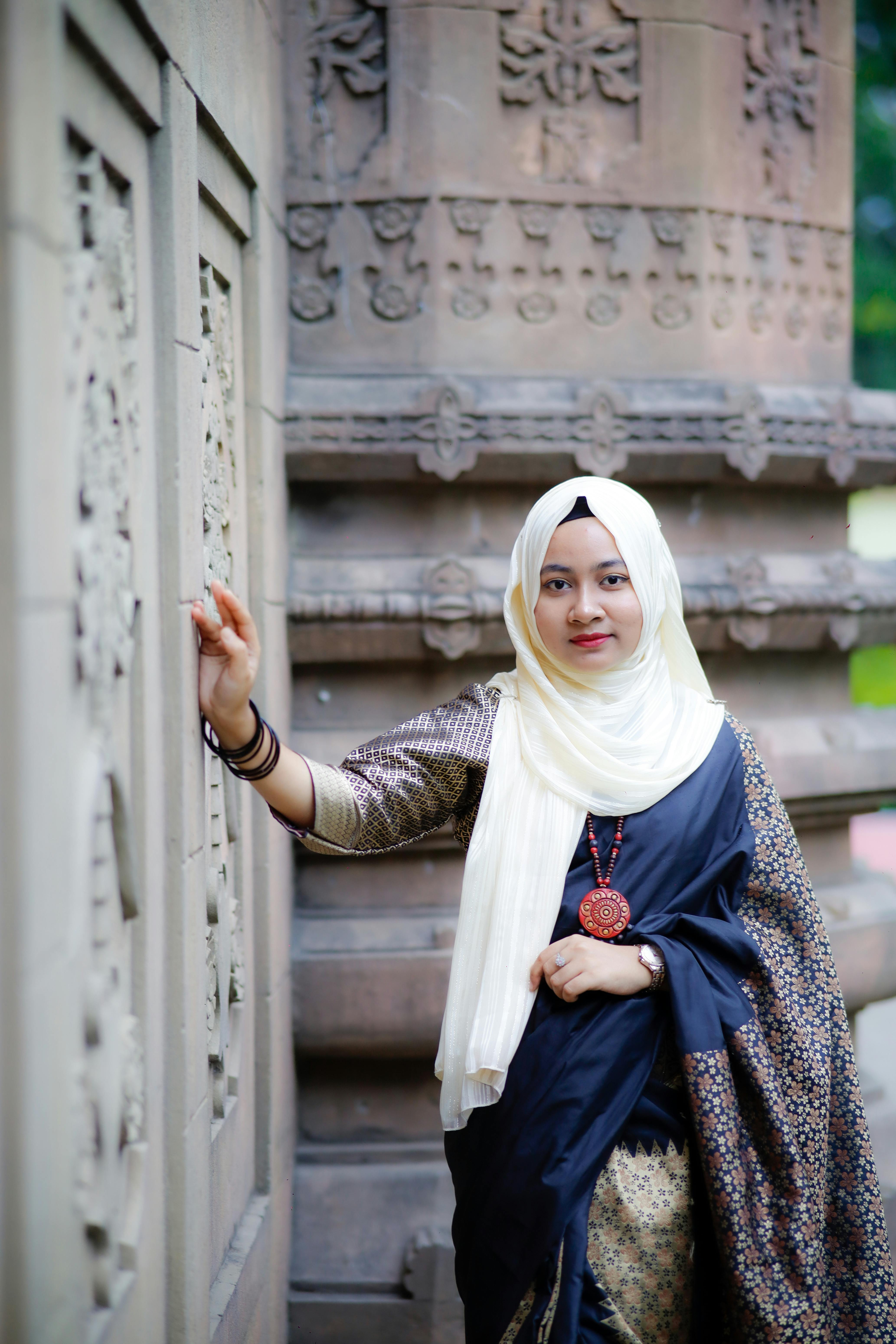 donna hijab
