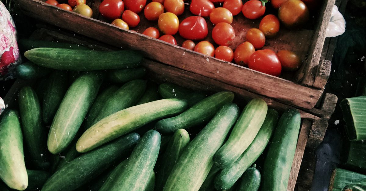 Rookworst, aardappelen, stoofperen en appels voor Jafet Rookworst, aardappelen, stoofperen en appels voor Jafet