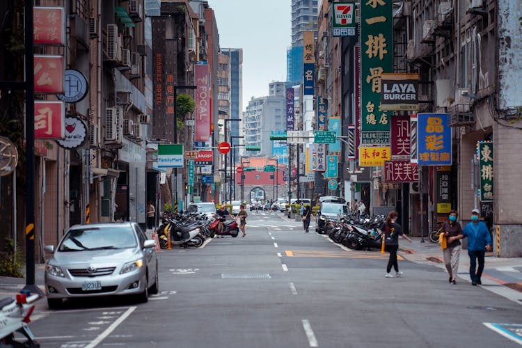 Shopping Street In Taipei, Taiwan