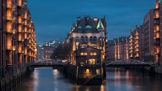 Speicherstadt warehouse district walk — Hamburg