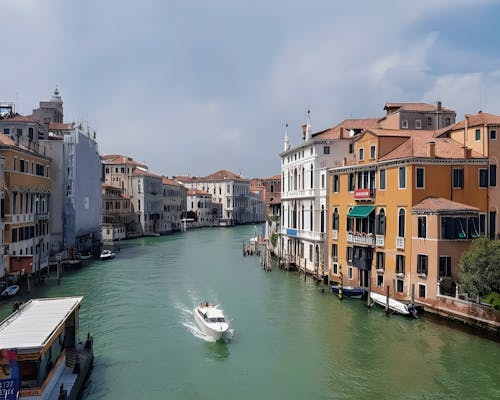 Kostenloses Stock Foto zu boot, canal grande, häuser