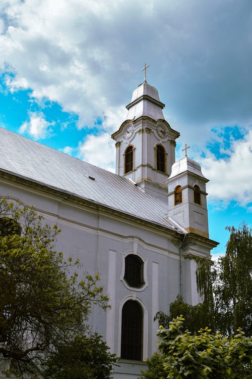 Kostnadsfri bild av himmel, katedral, kors