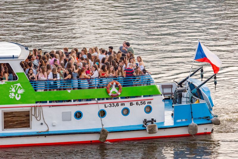 Harbour cruise party boat