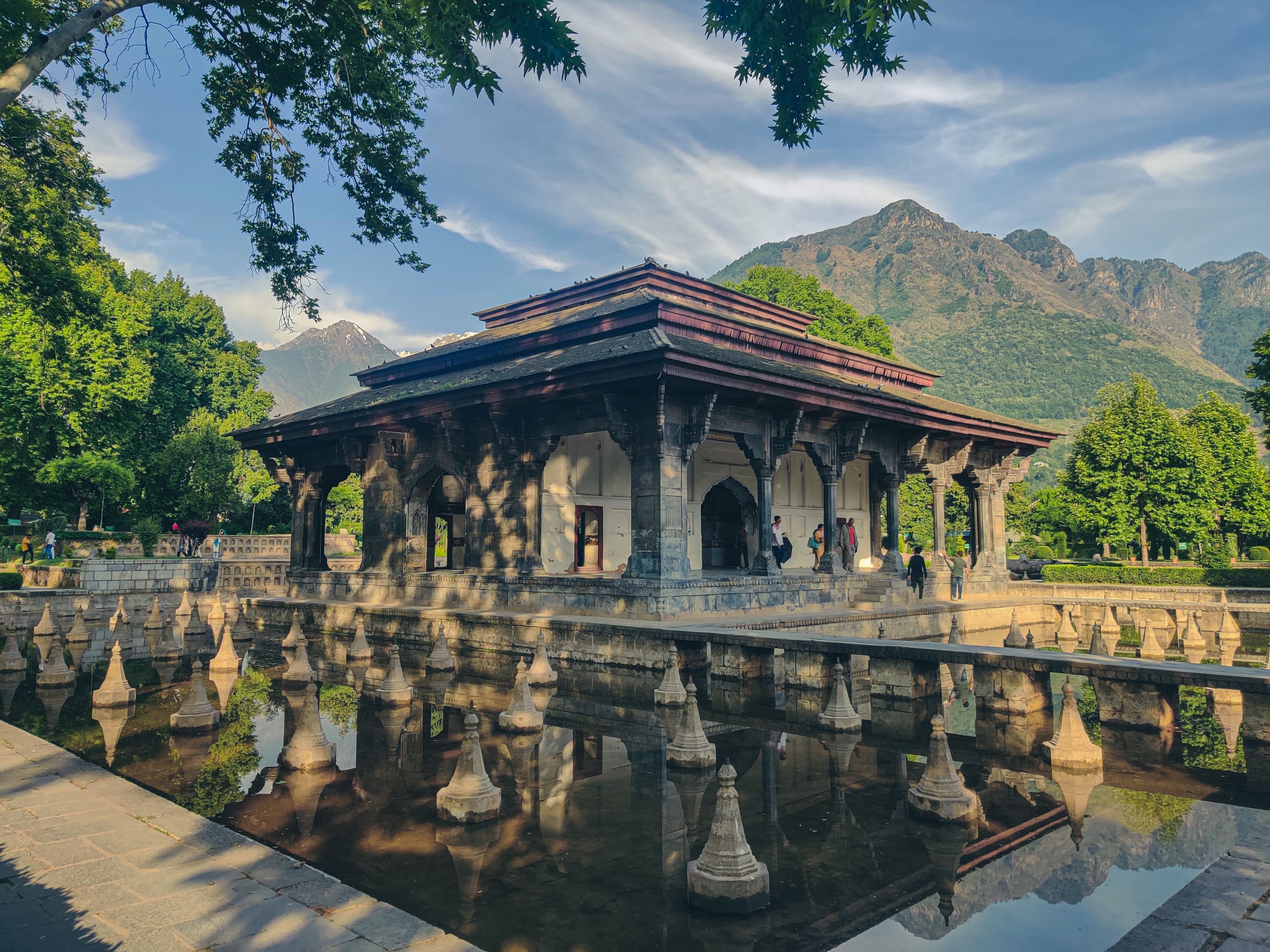 Srinagar Local Sightseeing Tour - Mughal Gardens + Pari Mahal + Shankaracharya Temple Srinagar Local Sightseeing Tour - Mughal Gardens + Pari Mahal + Shankaracharya Temple