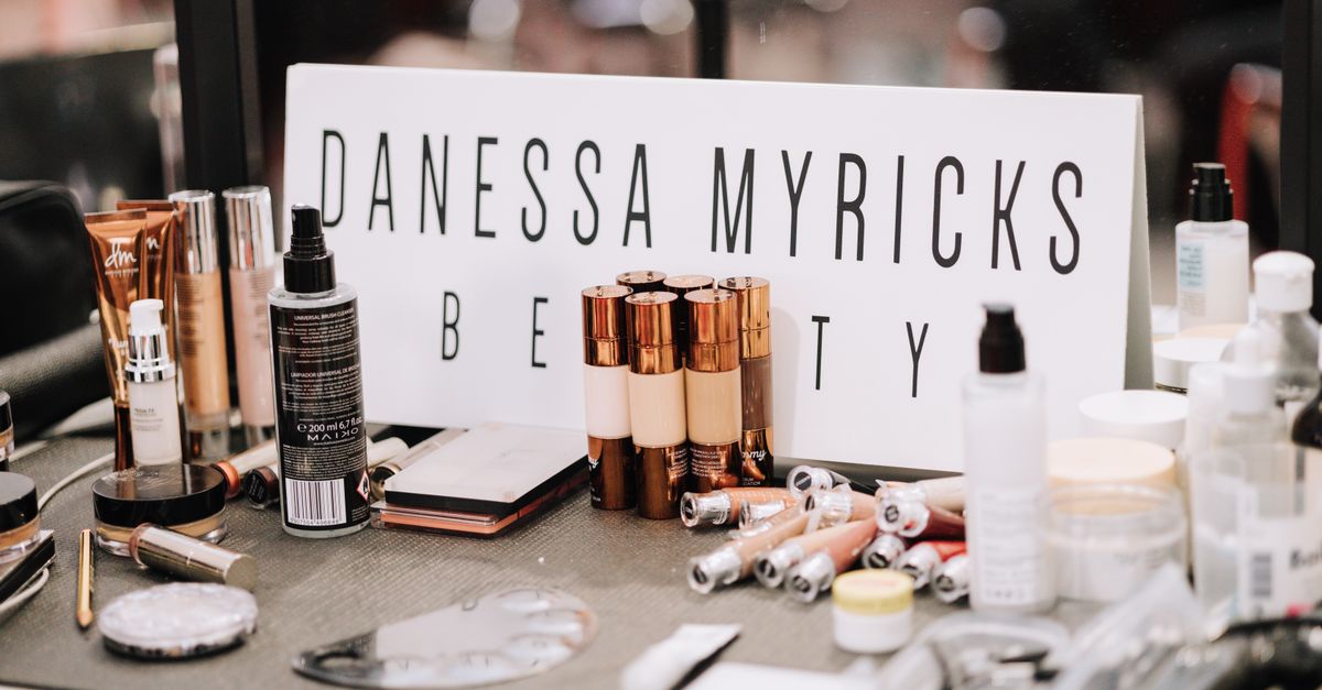 Maquillage hybride : Comment choisir la bonne texture pour vous