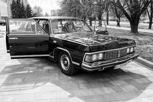 Vintage GAZ 14 Chaika in Black and White