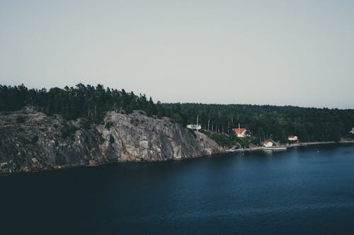 Photographie Aérienne D'un Plan D'eau Calme