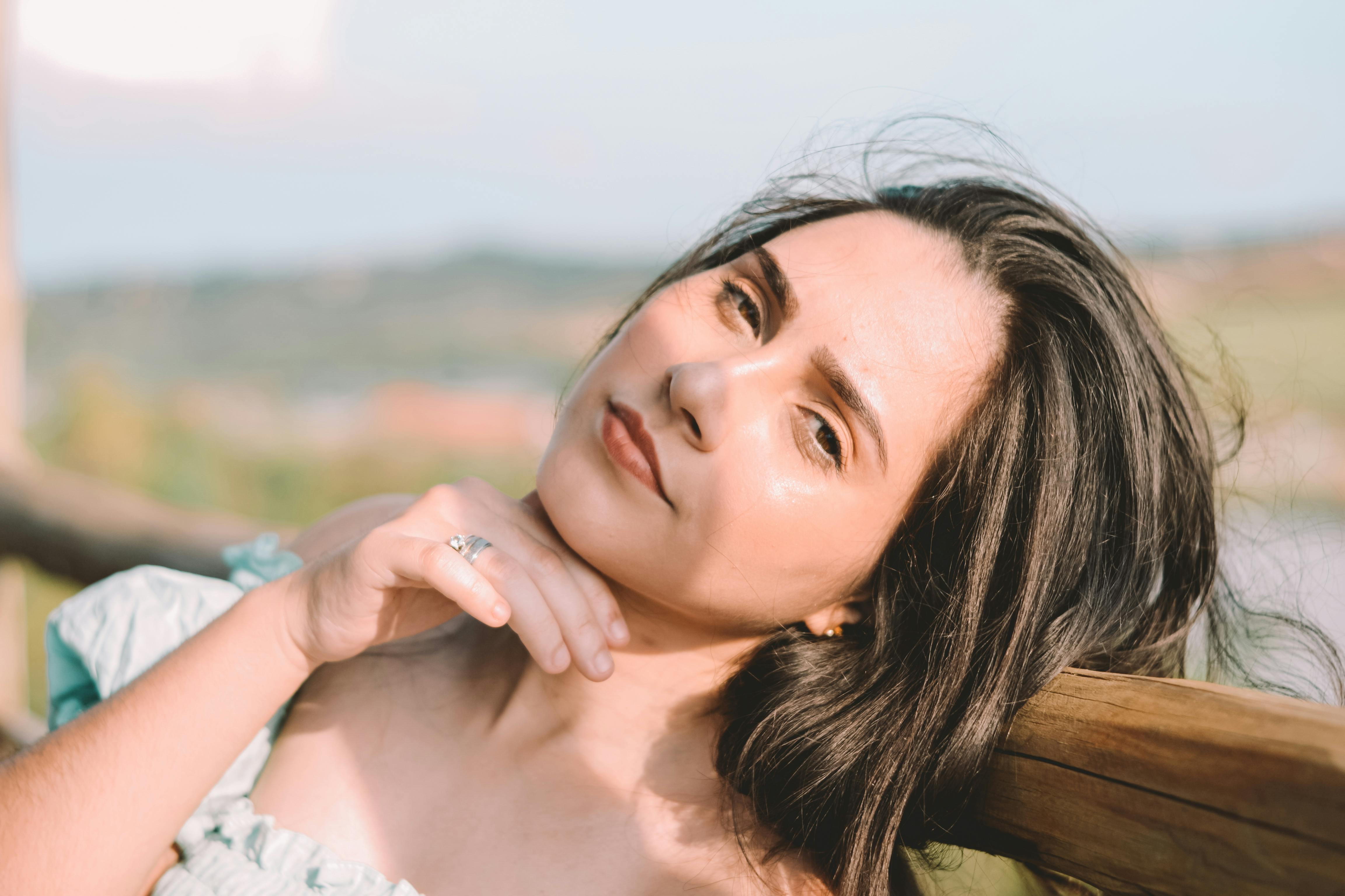 Manifesting Glowy Skin in 2026? Derms Say a Skincare Routine Like This Is a Must — Photo by Karina Benfica on Pexels