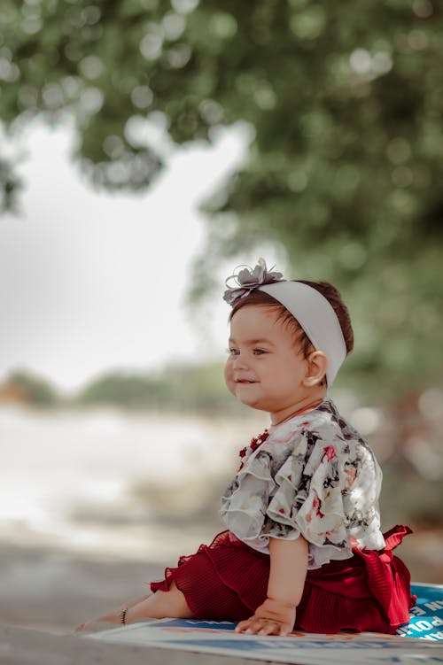 Foto profissional grátis de bebê, cara, elástico de cabelo