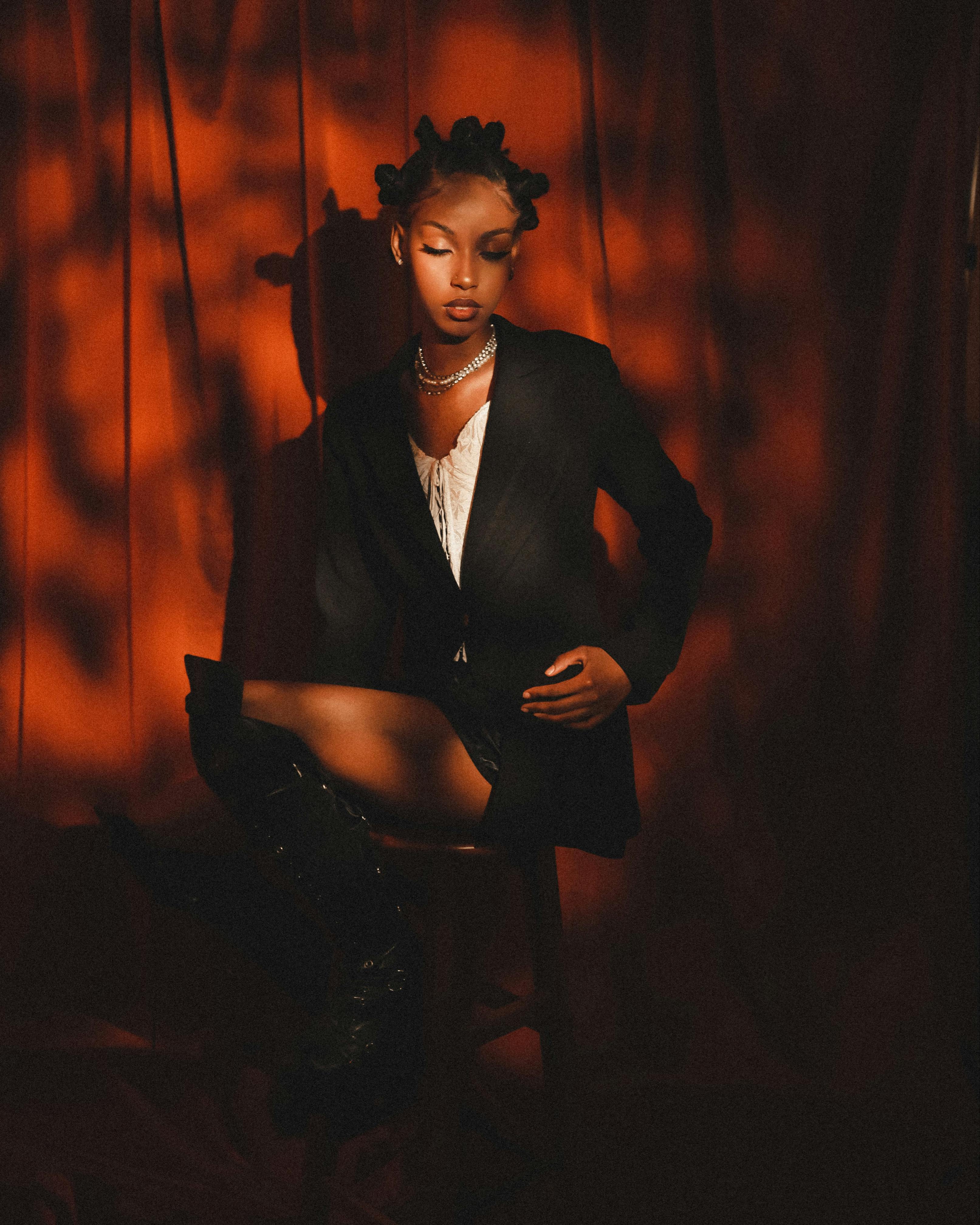 Gratis arkivbilde med # innendørs, avantgarde, blad Arkivbilde