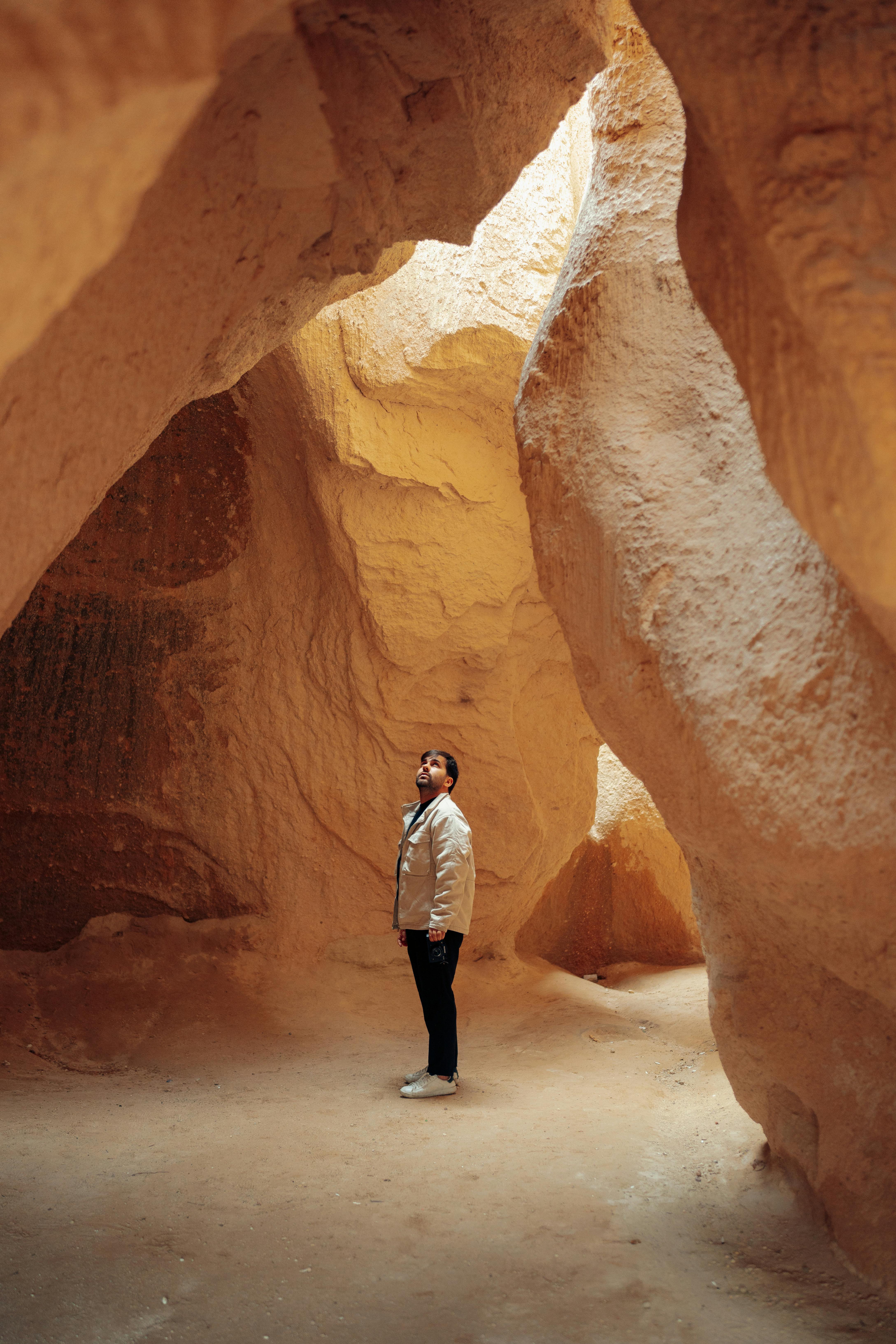 Discover Hidden Gems Along the Newport to Bristol Path: 5 Must-See Stops for Nature Lovers