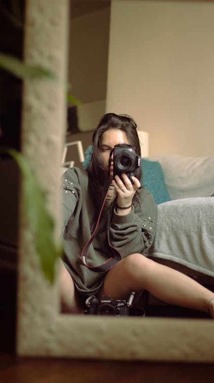 Základová fotografie zdarma na téma brunetka, focení, fotoaparát