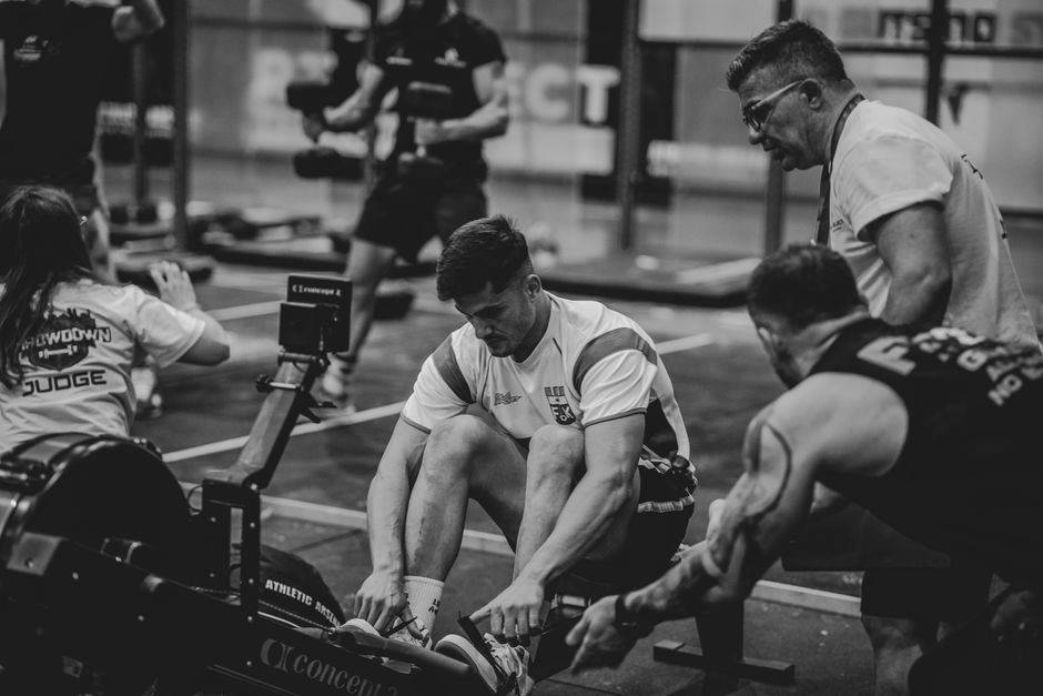 Cable Row Variations: A Progressive Guide to Building Upper Back Strength at Home and Gym
