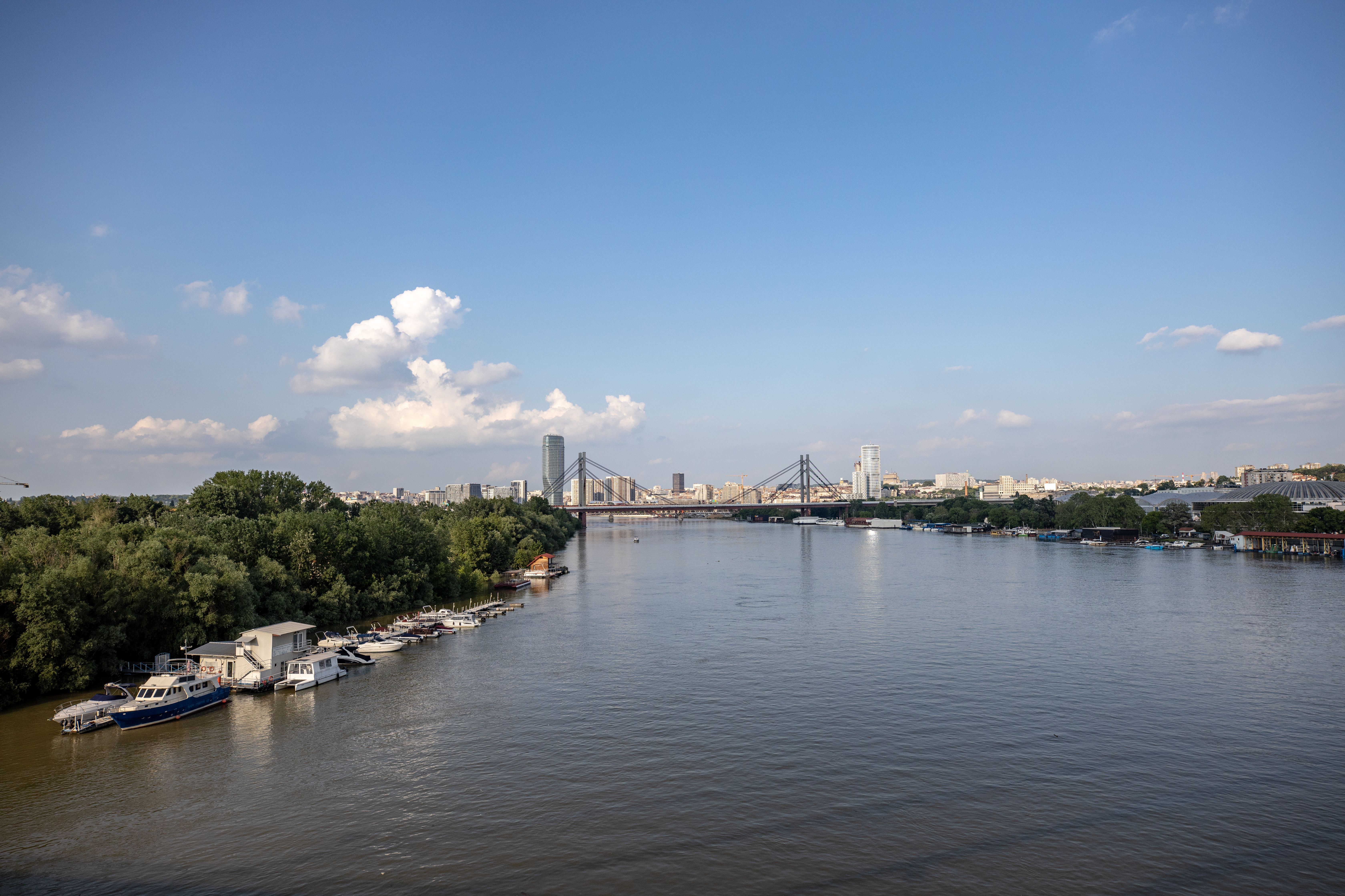River and City behind · Free Stock Photo