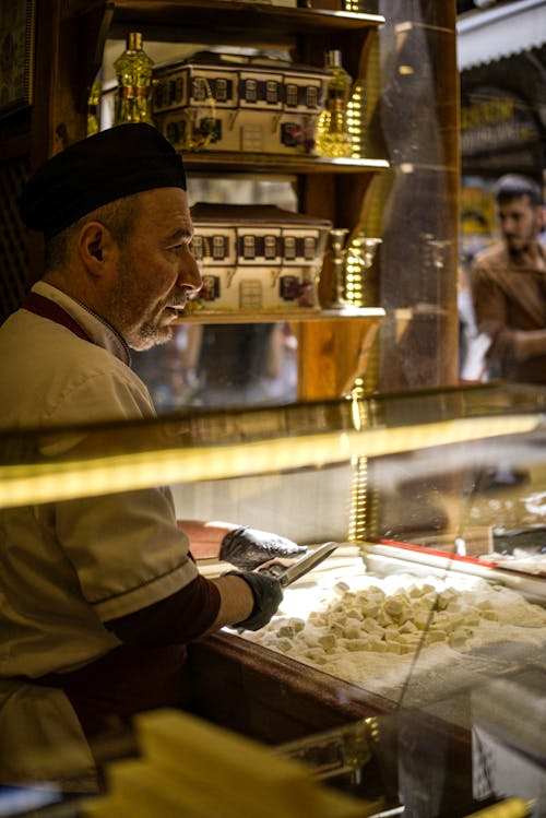 Foto d'estoc gratuïta de botiga de llaminadures, comercialitzar, enfocament selectiu