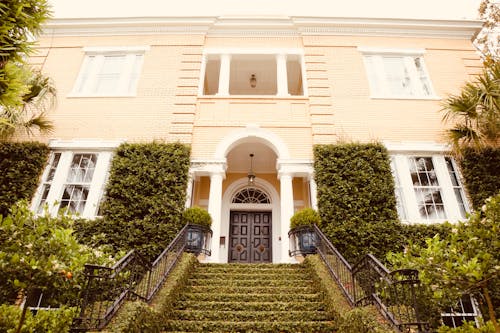 Low Angle Shot of a Historical House in Charleston, South Carolina, United States 