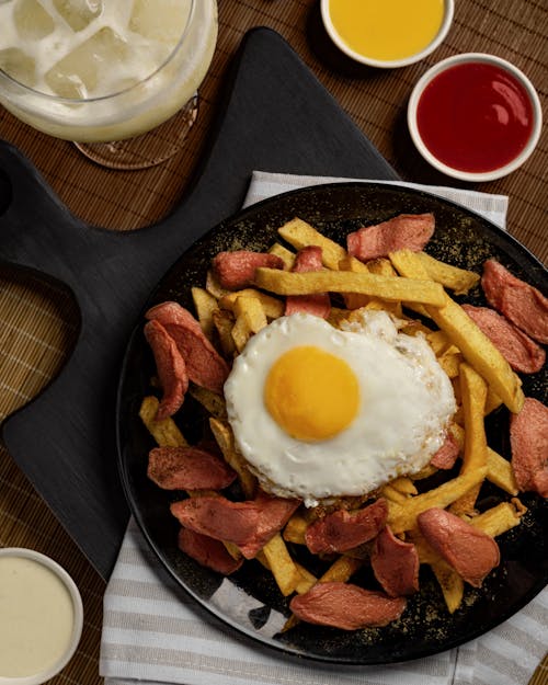 Foto profissional grátis de aperitivo, atendendo, batata frita