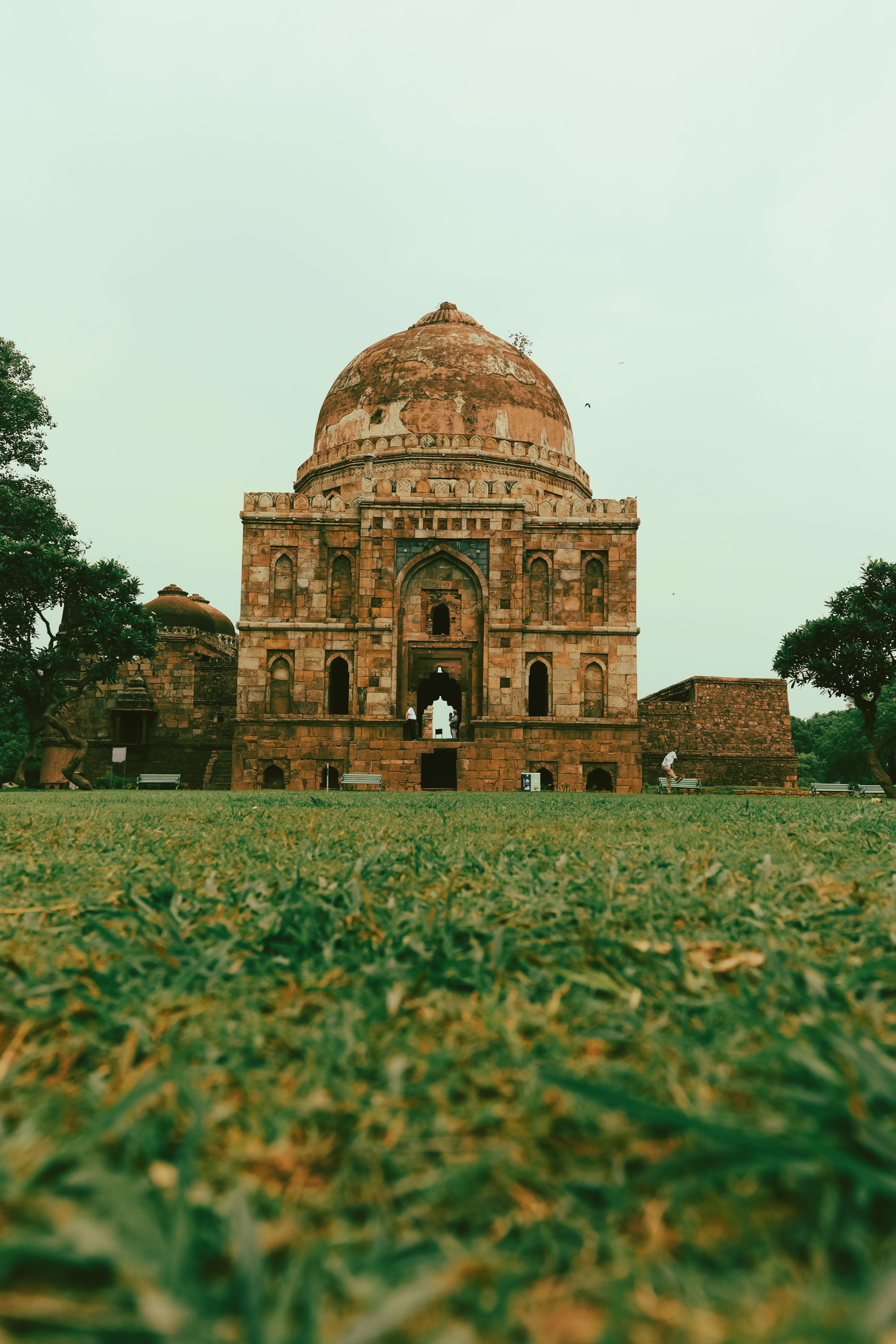 Bara Gumbad Monument in India · Free Stock Photo