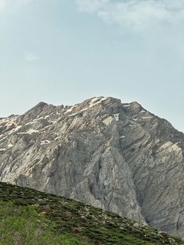 Majestic mountain peak in Erbil Governorate, Iraq, showcasing rugged rock formations and natural beauty.