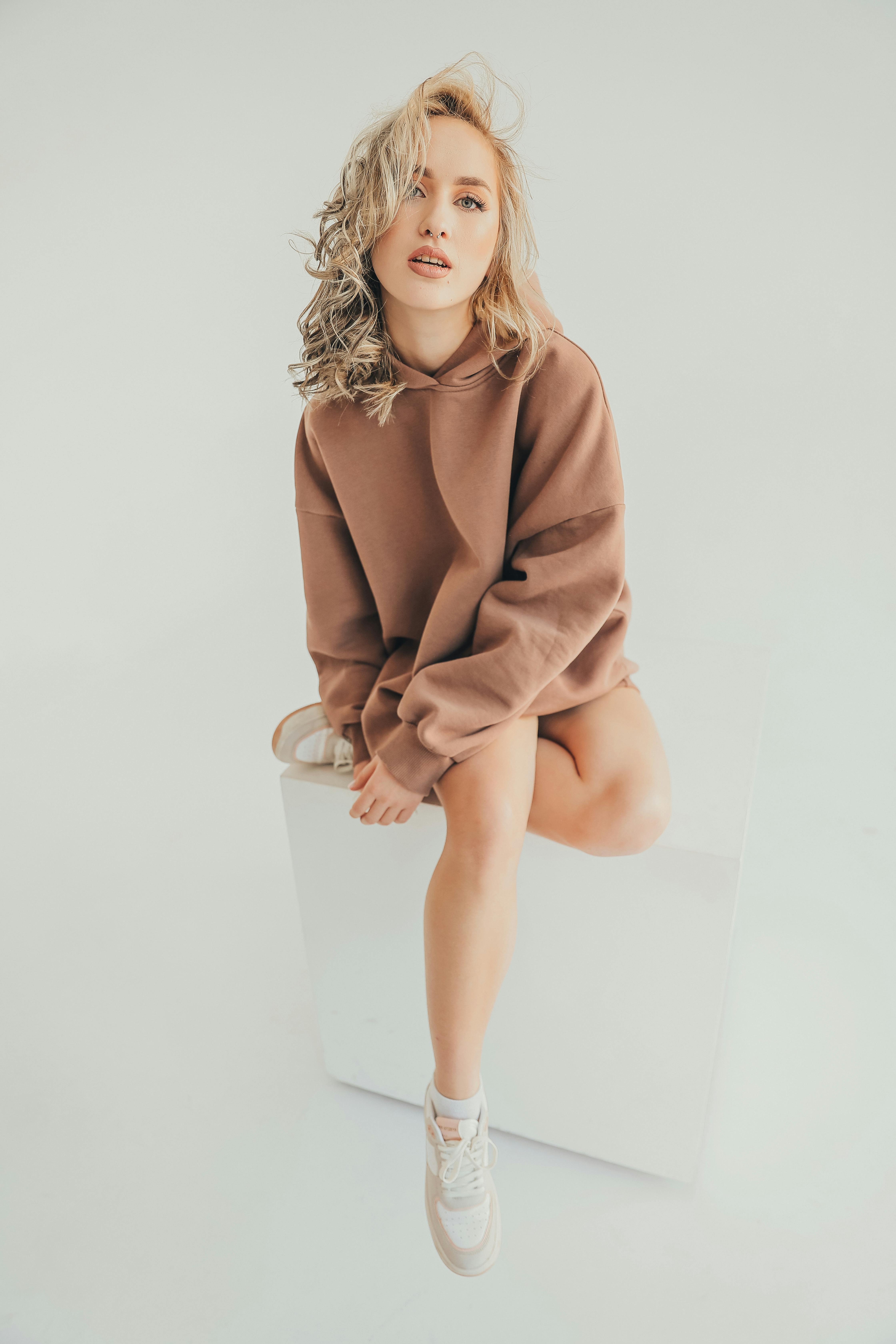 Gratis Immagine gratuita di abbigliamento, abbigliamento casual, abbigliamento da strada Foto a disposizione