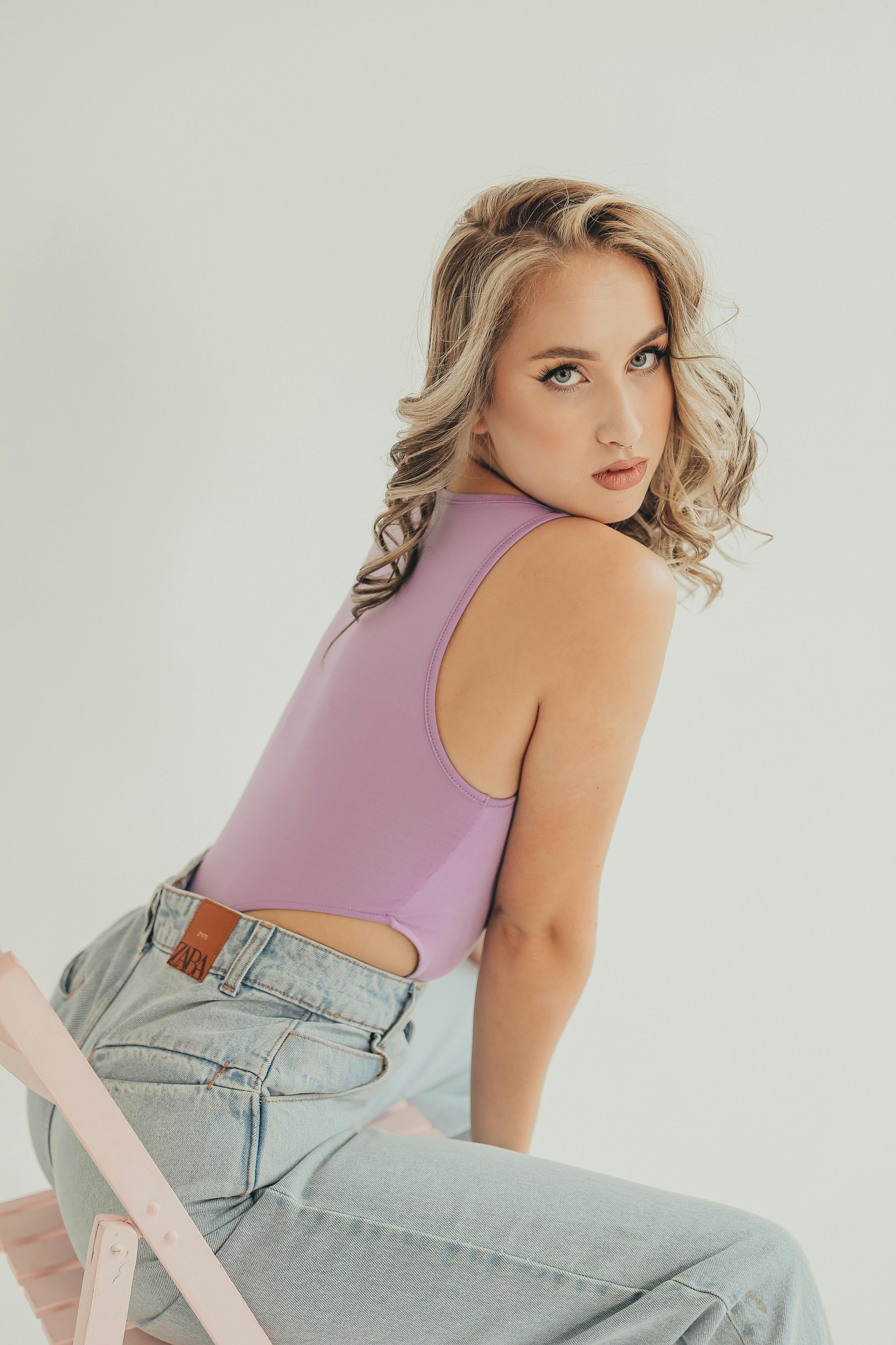 Gratuit Imagine de stoc gratuită din #de interior, blat de lavandă, blugi Fotografie de stoc