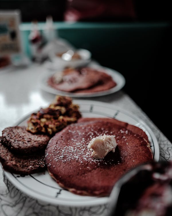 Free Selective Focus Pancake on Plate Stock Photo