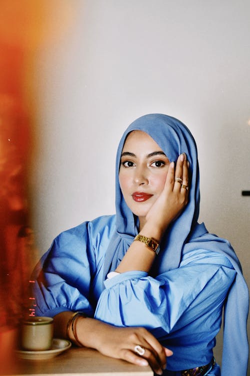 Gratis lagerfoto af fotoalbum, hijab