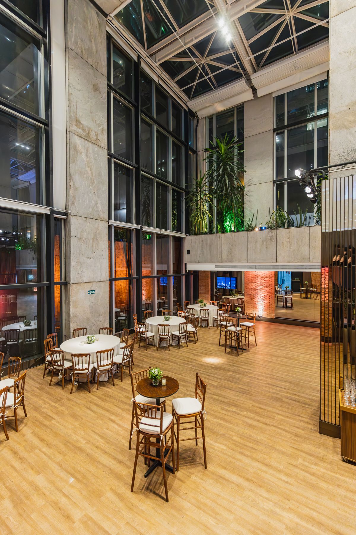 Interior of Restaurant Hall · Free Stock Photo
