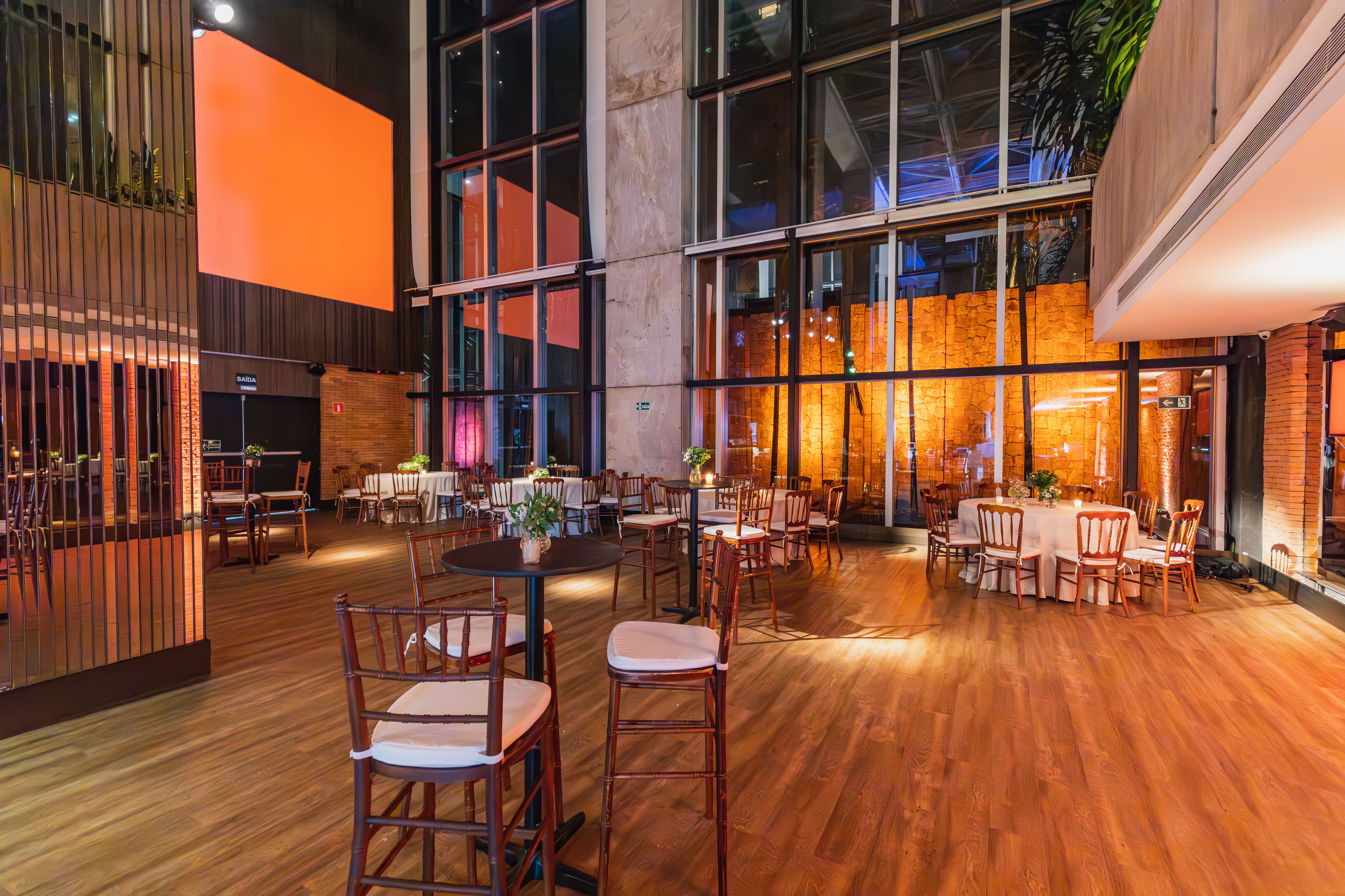 Luxurious hotel interior with modern decor and elegant furnishings in a spacious setting.