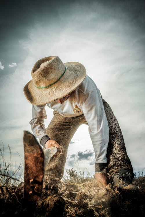 Základová fotografie zdarma na téma farmář, hřiště, klobouk