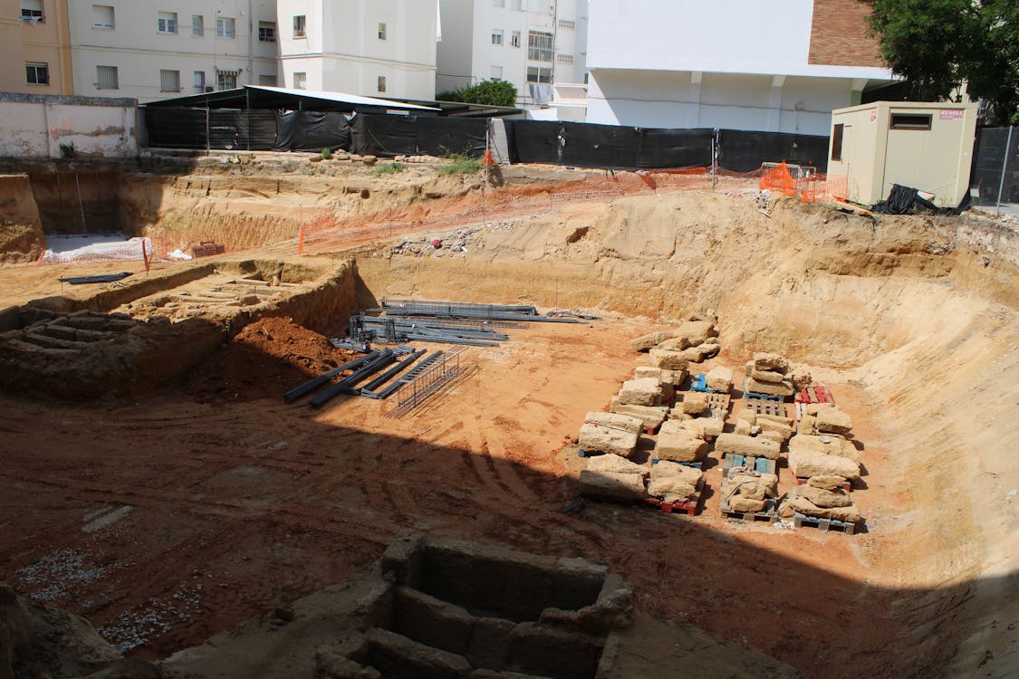 tumbas de origen fenicio y romano halladas en Bahía Blanca