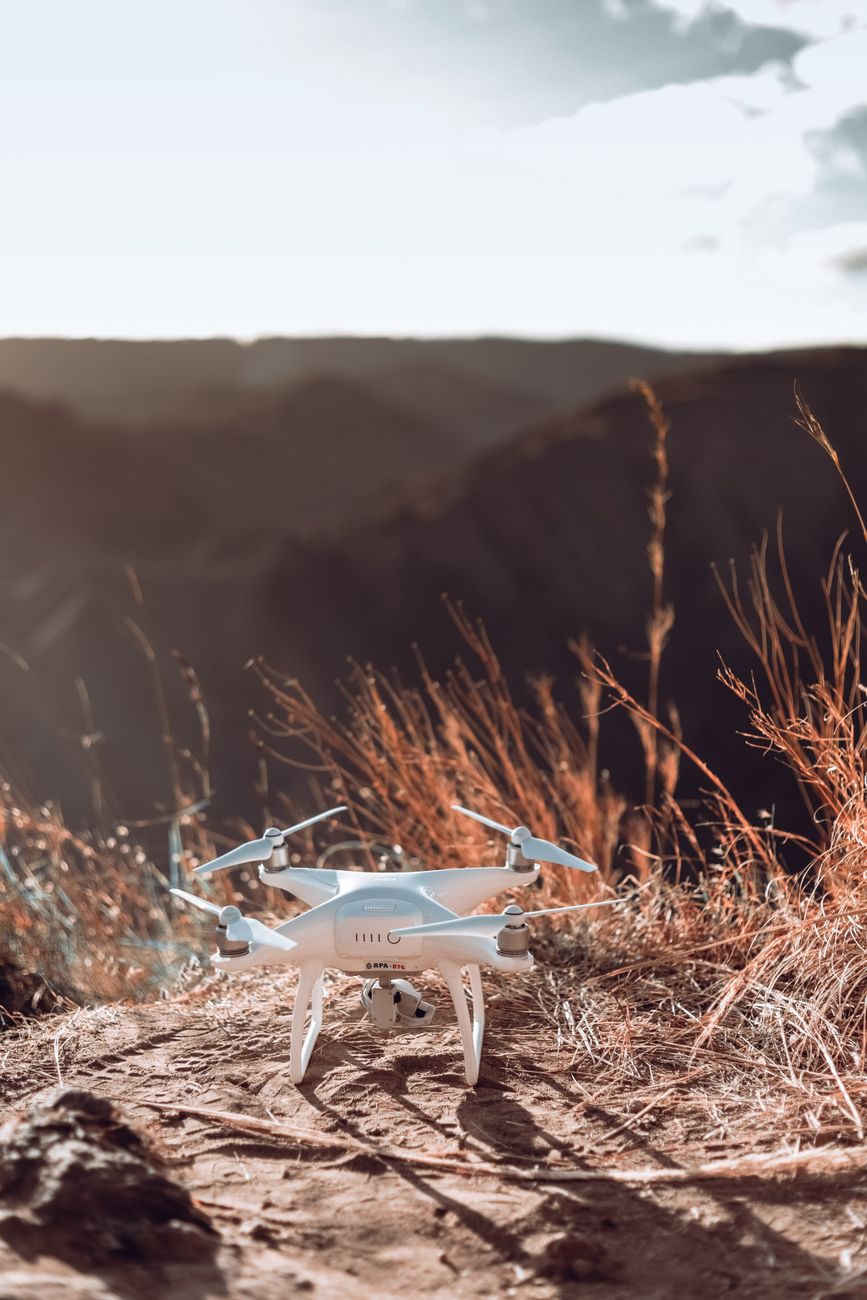 DJI Phantom 4 Pro V2.0 DJI Phantom 4 Pro V2.0