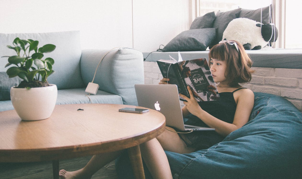 CosyCloud Bean Bags: Elevating Comfort and Style in Your Living Space