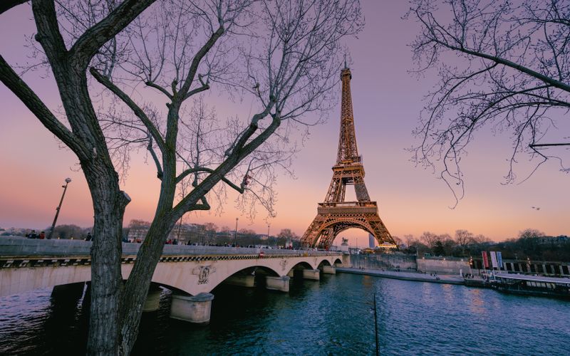 Eiffel Tower at dusk, Paris