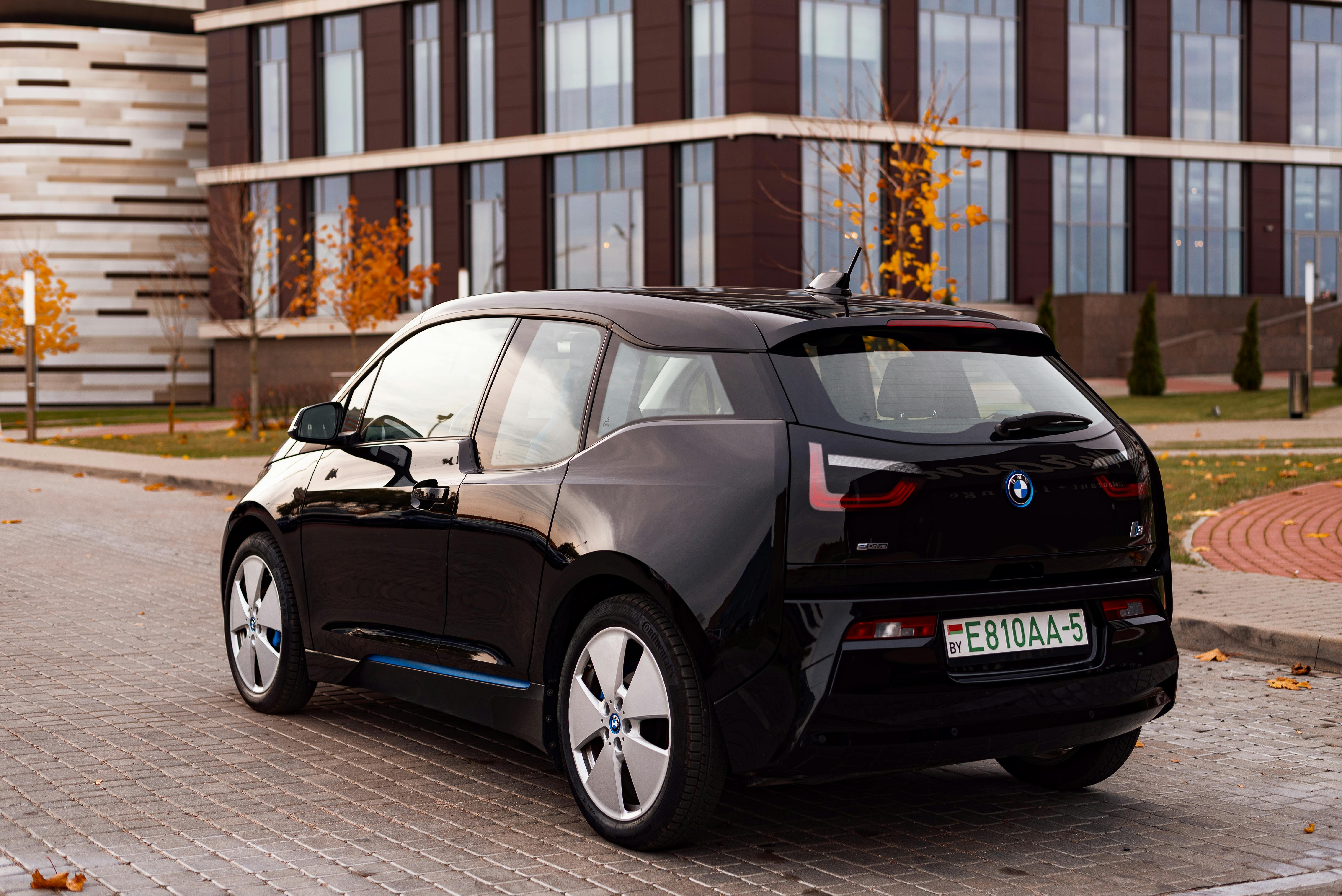 evs explained EV charging — Photo by Vitali Adutskevich on Pexels