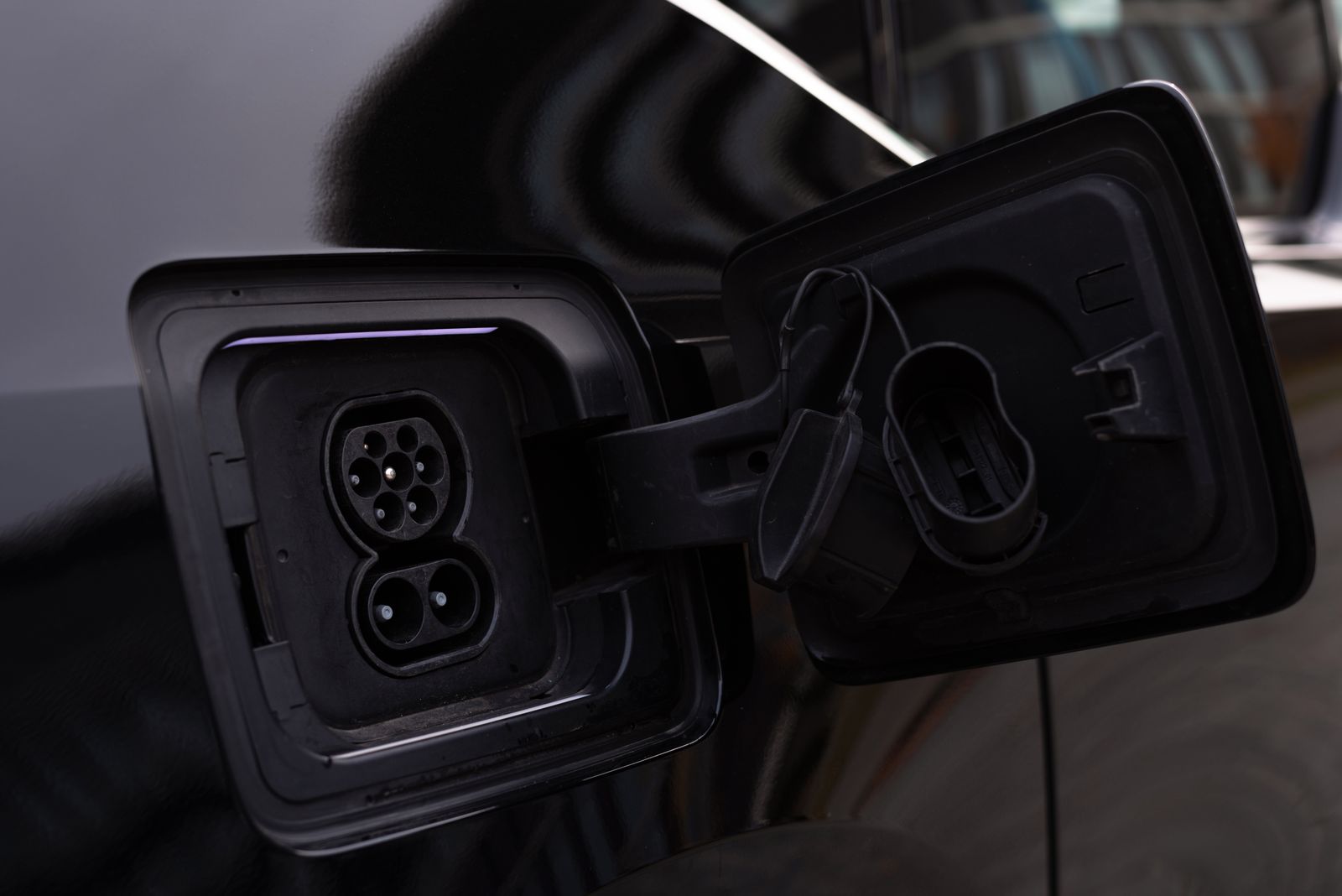 Electric-vehicle battery cells