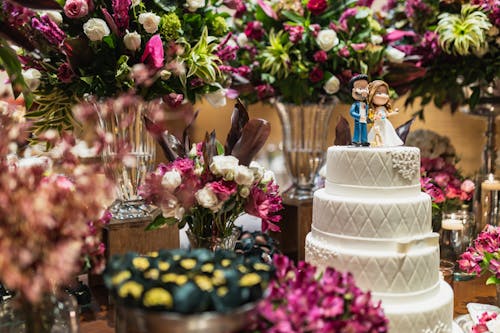 Foto d'estoc gratuïta de arranjament floral, boda, bufet