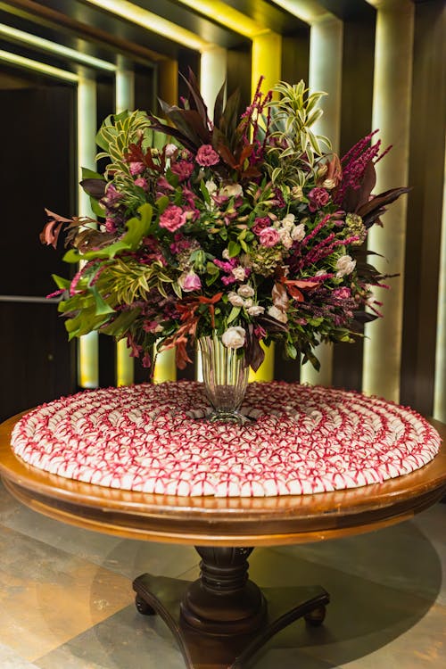 Foto profissional grátis de arranjo de flores, buquê, decoração