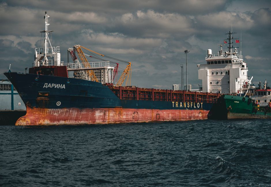 Comércio Marítimo no Brasil: Rotas Vitais e Desafios Estratégicos para Executivos Comércio Marítimo no Brasil: Rotas Vitais e Desafios Estratégicos para Executivos - naval | Estrato