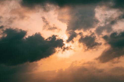 Free Cloudy Sky at Dawn Stock Photo