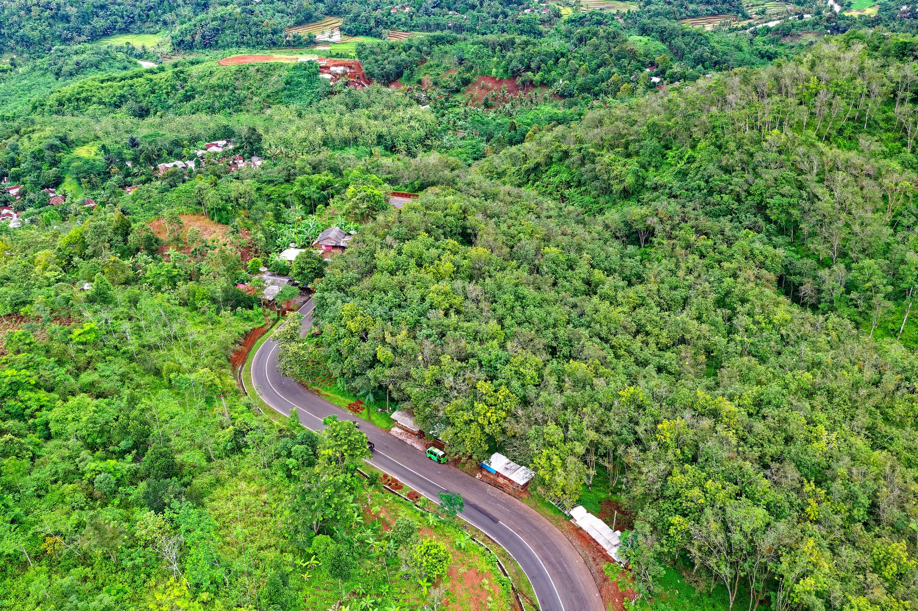 Menjelajahi Hidden Gem di Malang yang Sejuk: Panduan Lengkap untuk Pecinta Alam