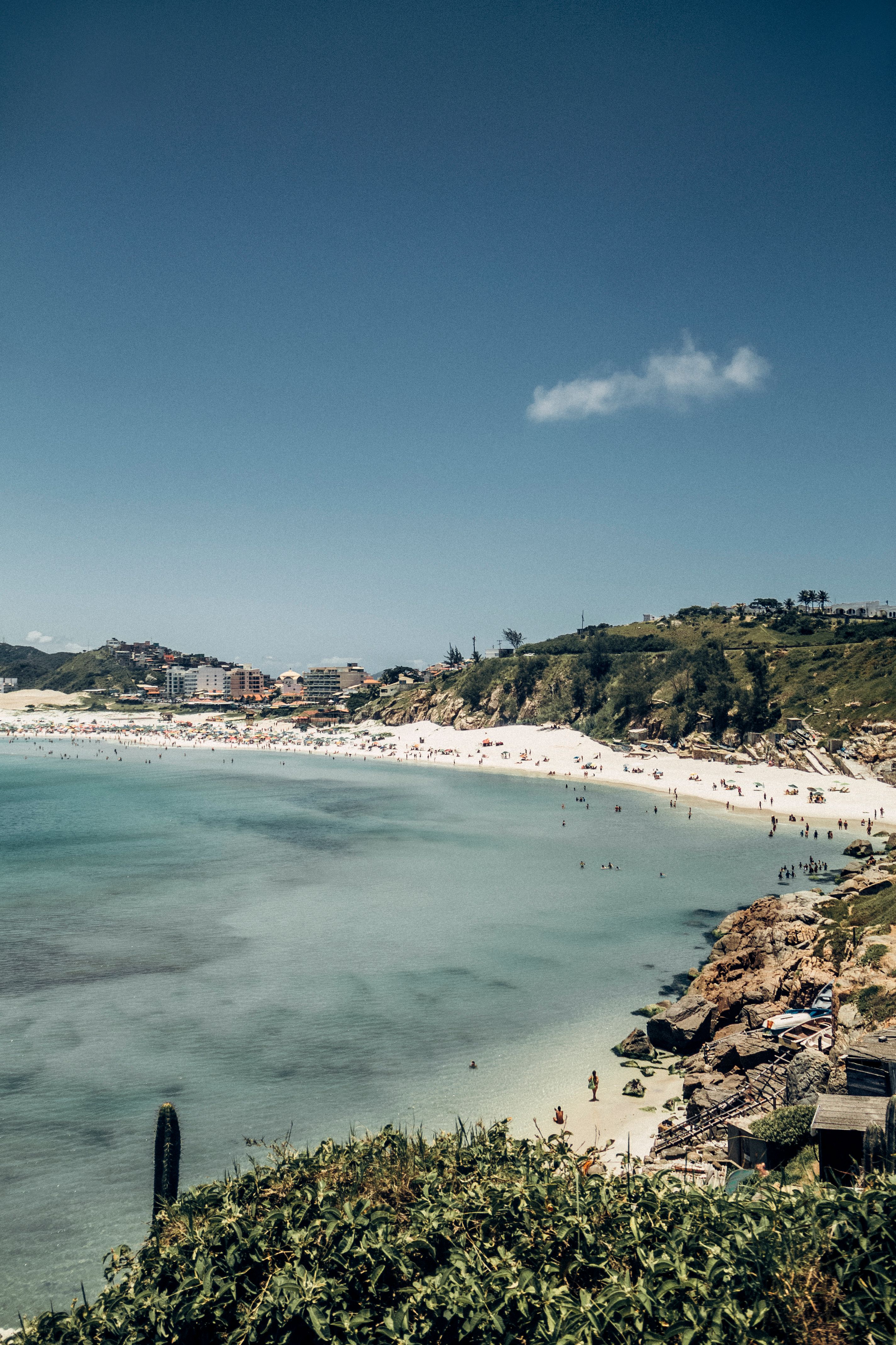 Scenic Beach and a Tourist Resort in Rio De Janeiro · Free Stock Photo