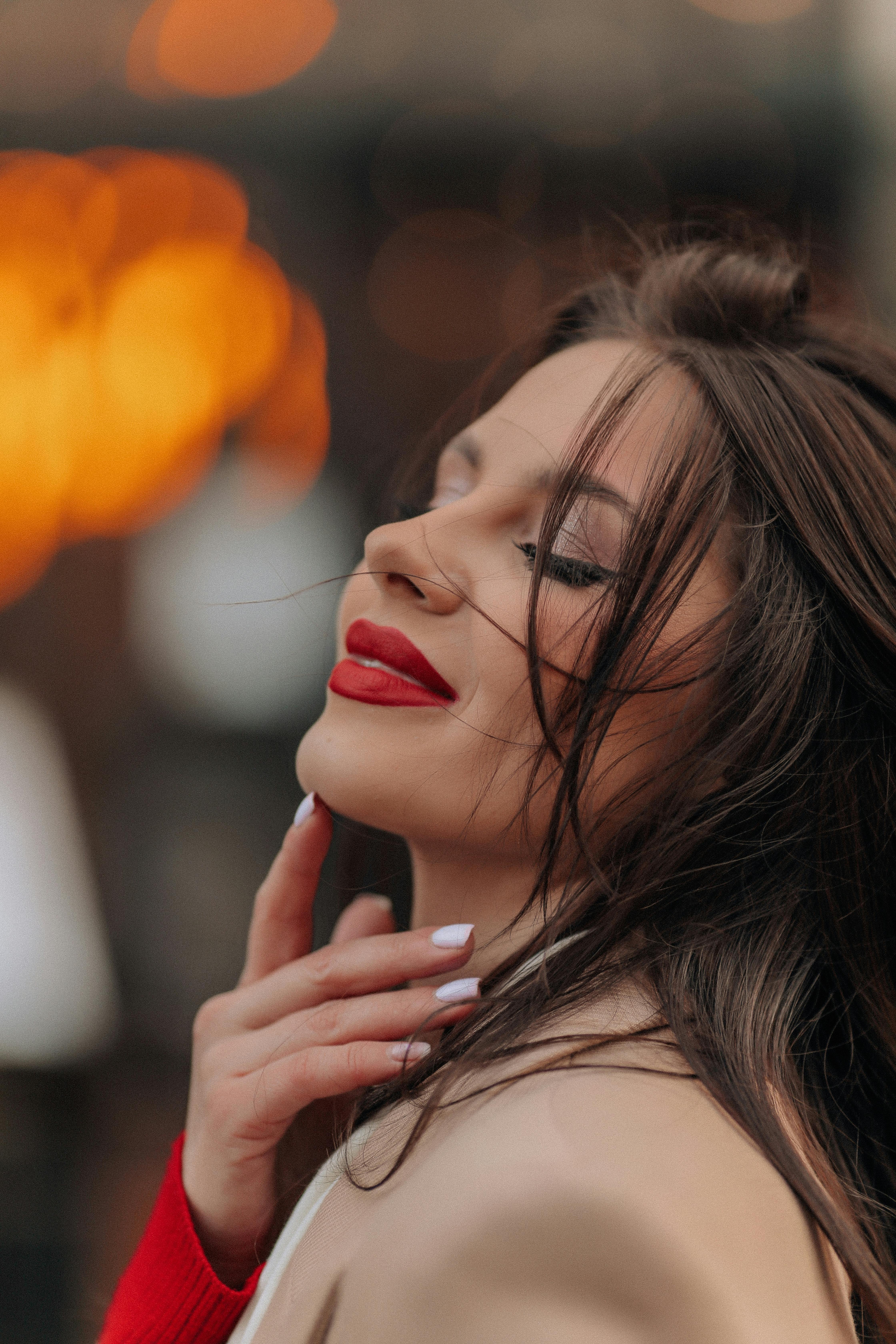 Zadarmo Fotobanka s bezplatnými fotkami na tému atraktívny, bokeh, bruneta Fotka z fotobanky