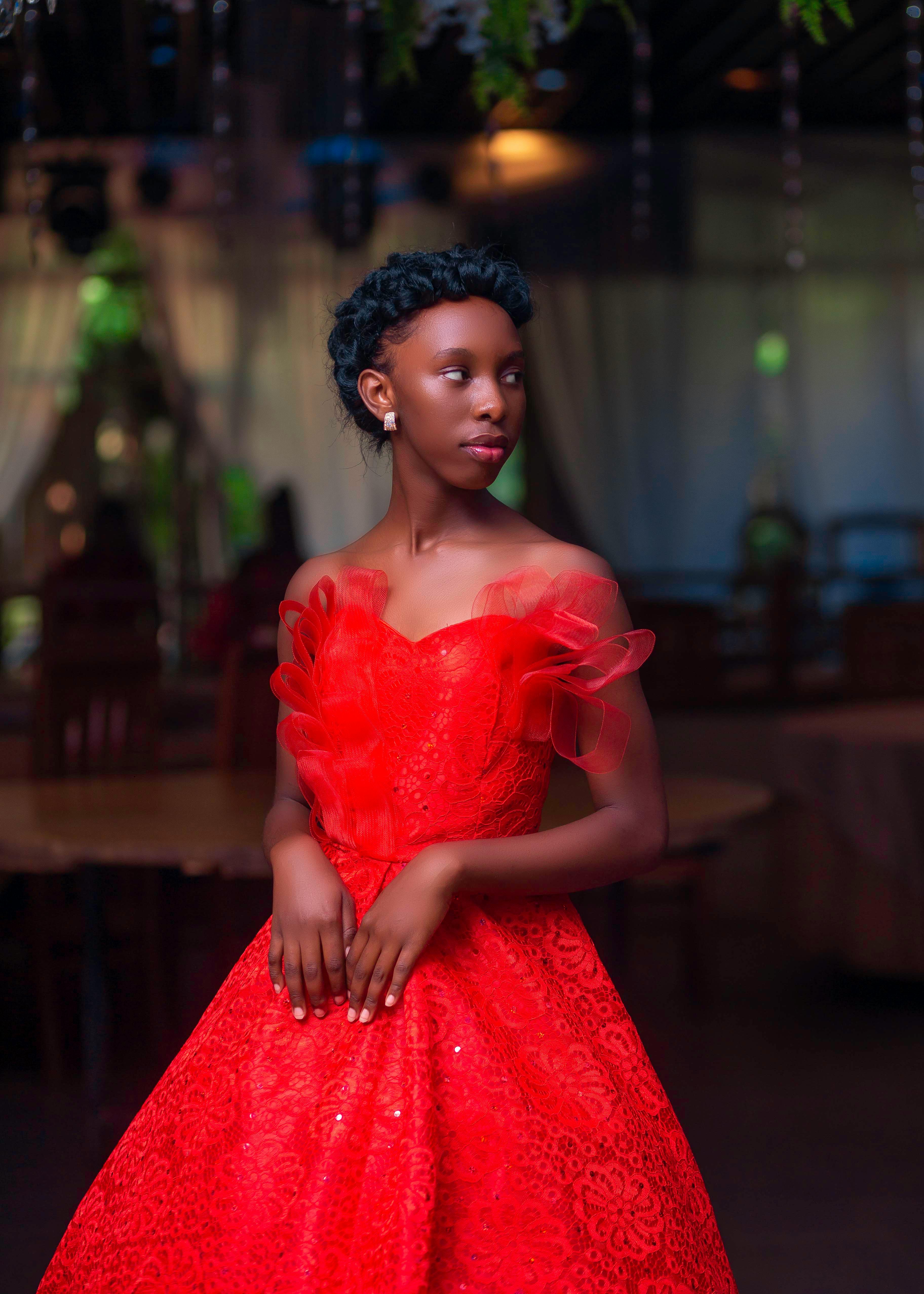 Elegant red clearance gown