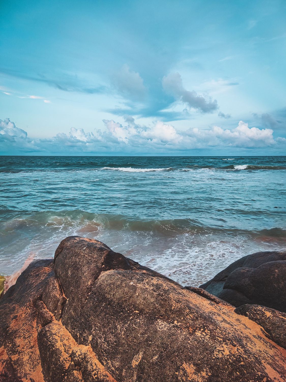 Turquoise Sea under Blue Sky · Free Stock Photo