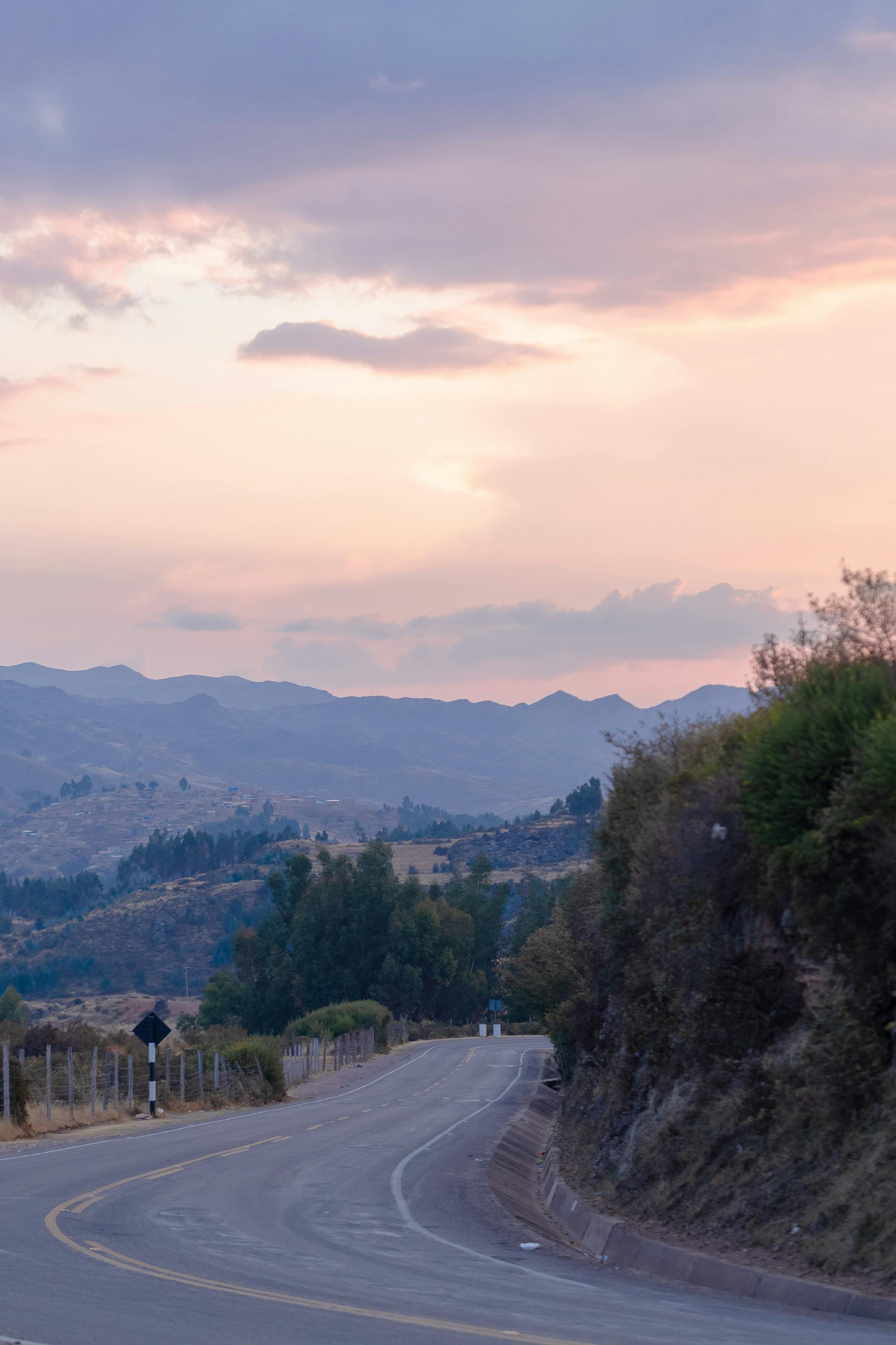 Bristol to Nottingham: A Scenic Road Trip Itinerary with Breathtaking Views and Attractions